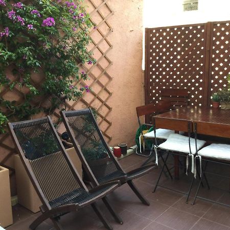 Chambre 1 Personne Avec Terrasse Centre Ville Marseille 3 Nuits Min , Femme Uniquement Luaran gambar